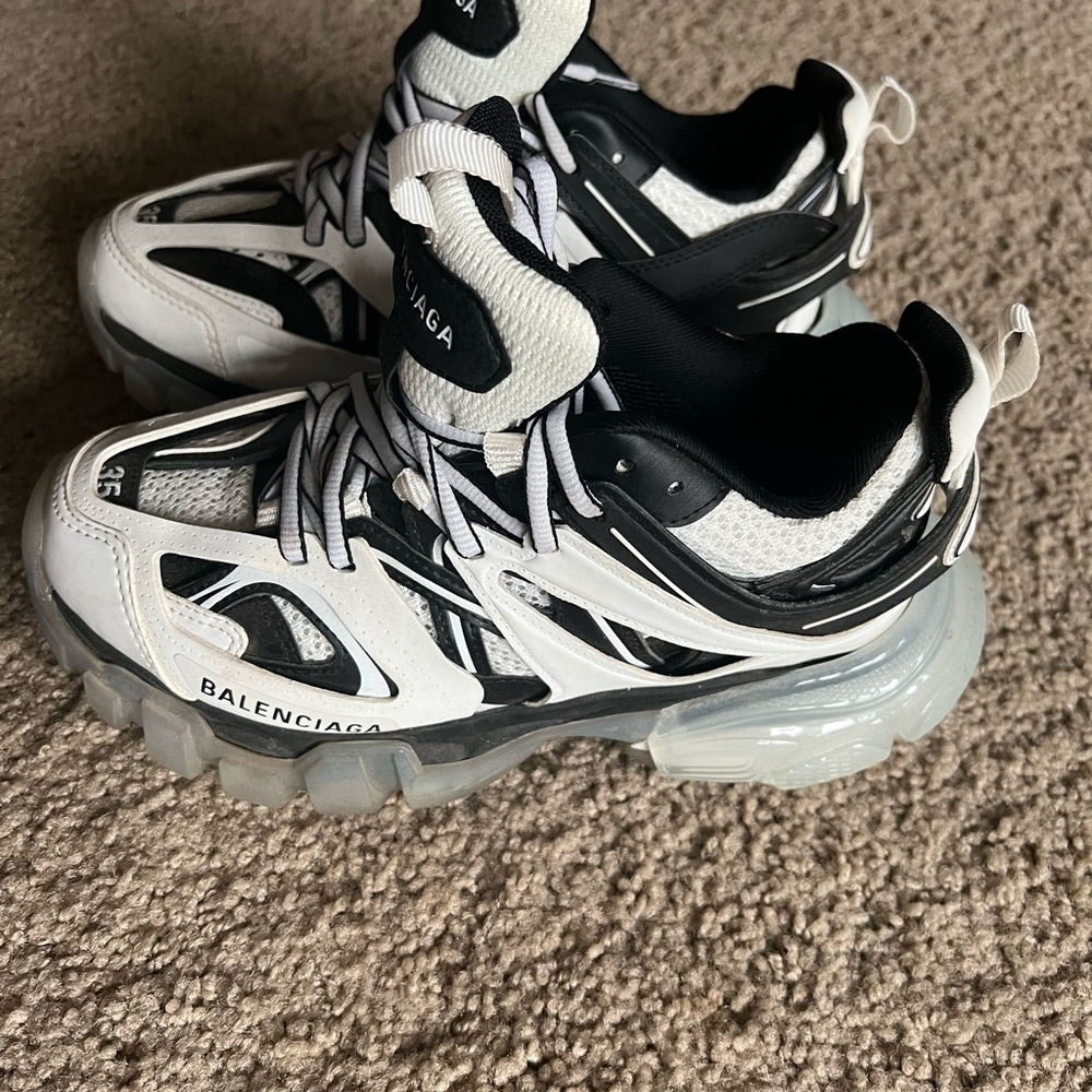 White & black Balenciaga track sneakers - Picture 3 of 4